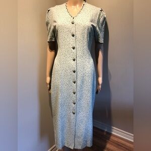 Farouche 🇨🇦 petite maxi dress by Lori Weidner